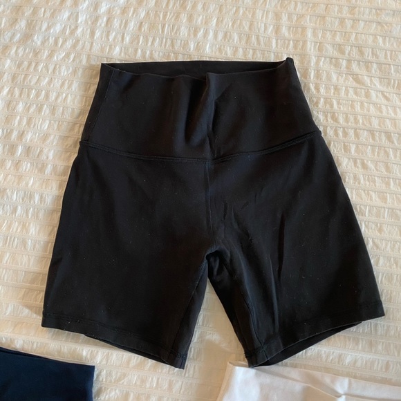 Lululemon align shorts (SOLD on fb marketplace) - Picture 1 of 3